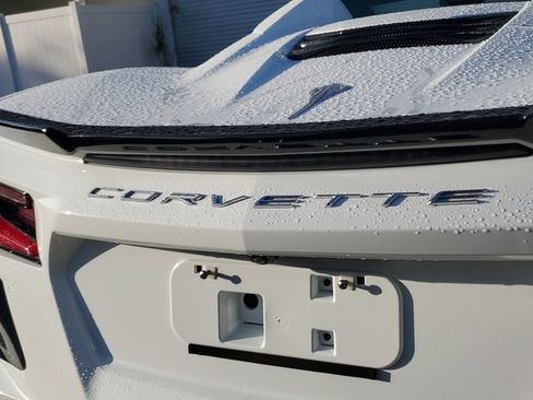 Used 2023 Chevrolet Corvette Stingray Convertible w/ Chrome Exterior Badge Package RWD image 6