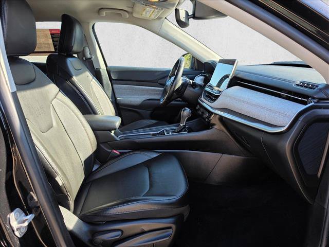 Used 2022 Jeep Compass Latitude AWD/4WD image 11