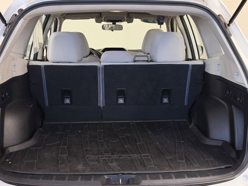 Used 2019 Subaru Forester Base w/ Alloy Wheel Package image 28