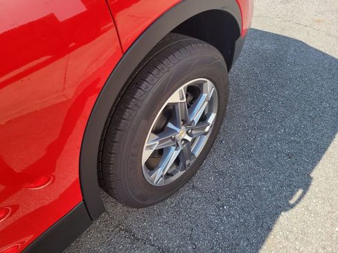 Used 2023 Chevrolet Blazer LT image 8