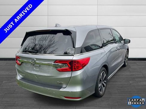 Used 2018 Honda Odyssey Elite image 2