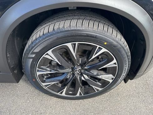 Used 2024 MAZDA CX-90 Plug-In Hybrid w/ Premium Plus AWD/4WD image 8