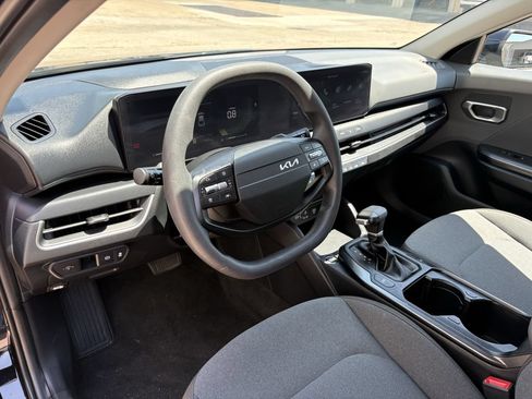 Used 2025 Kia K4 FWD image 14