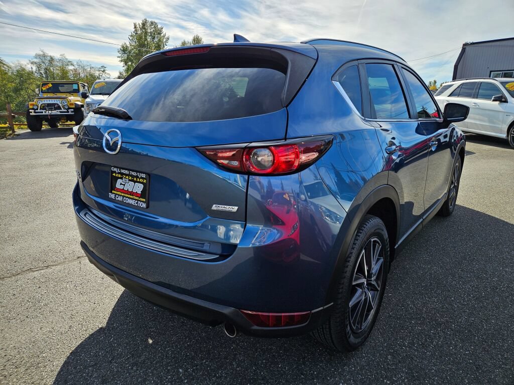 Used 2018 MAZDA CX-5 Touring w/ Preferred Equipment Package AWD/4WD image 4