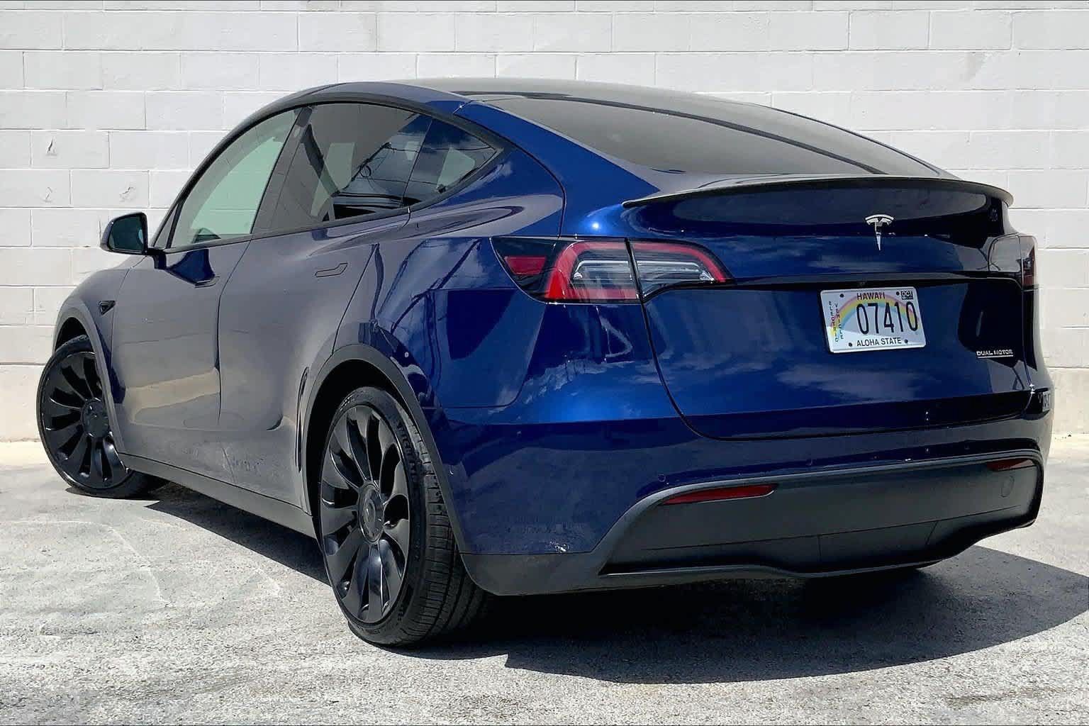 Used 2023 Tesla Model Y Long Range AWD/4WD image 4