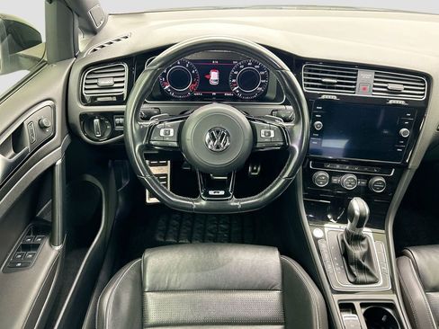 Used 2019 Volkswagen Golf R 4-Door image 10