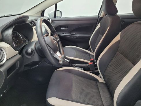 Used 2021 Nissan Versa SV FWD image 17
