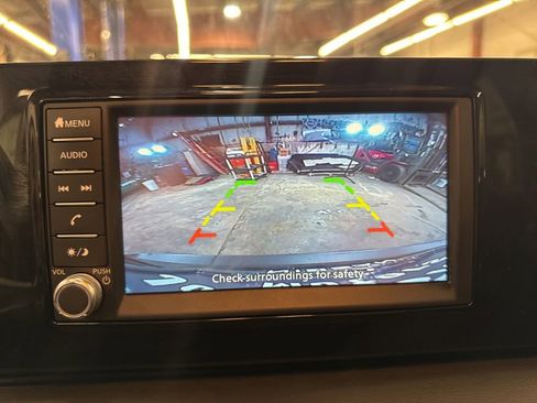 Certified 2025 Nissan Kicks S image 22