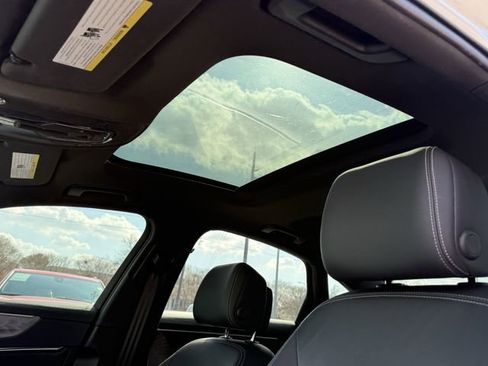 Used 2024 Audi A6 Premium Plus image 16