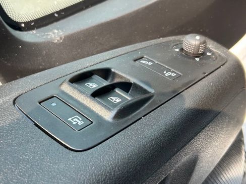 Used 2023 RAM ProMaster 1500 FWD image 32