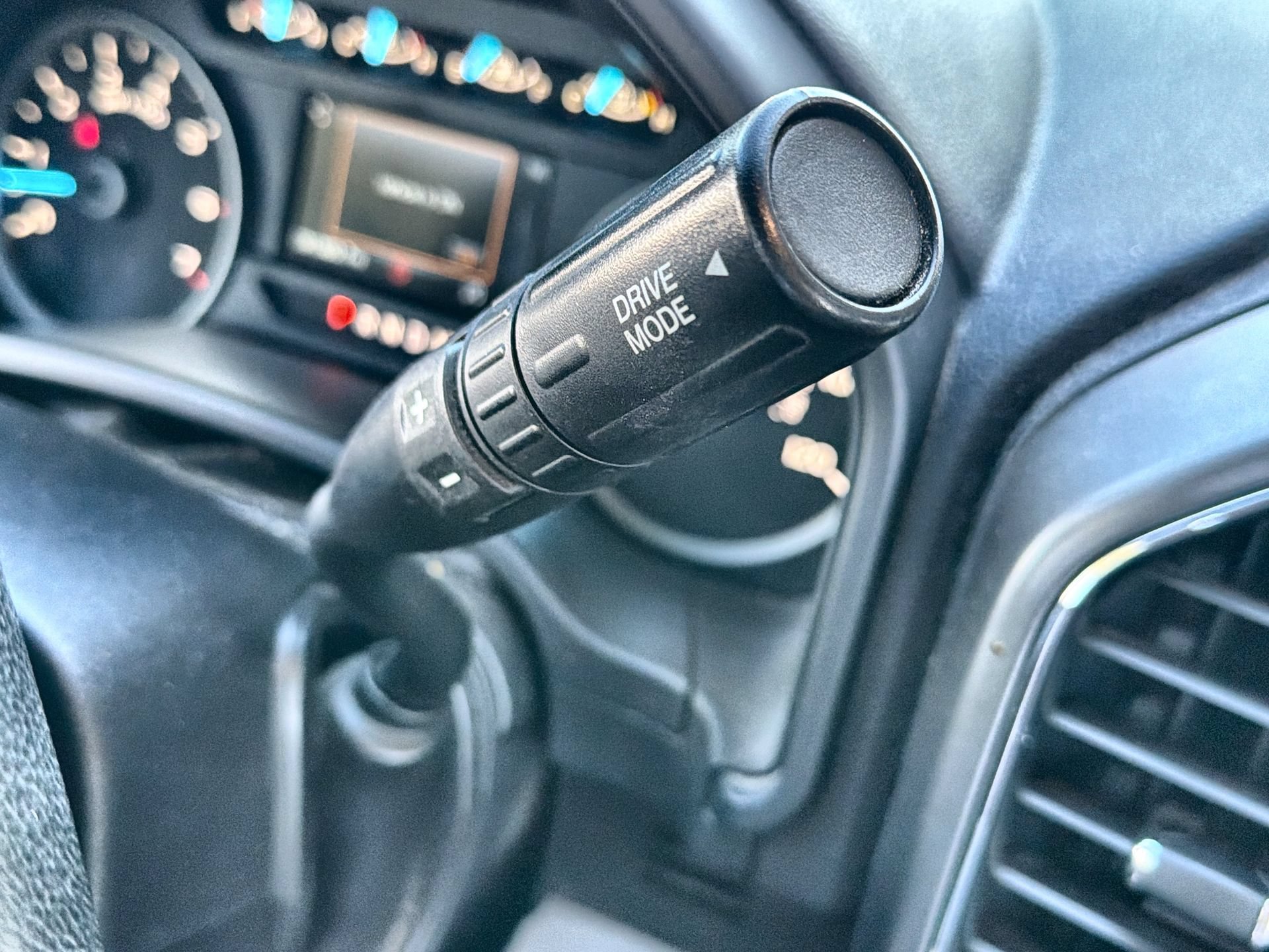 Used 2019 Ford F150 XLT w/ Equipment Group 302A Luxury AWD/4WD image 20