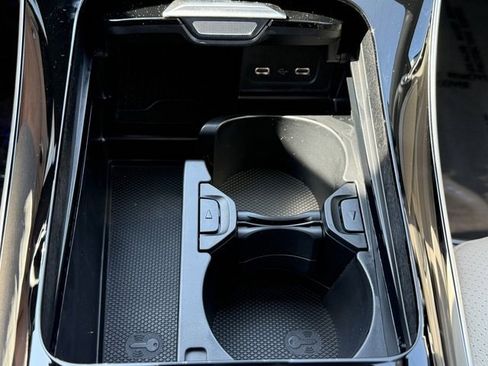 Used 2025 Mercedes-Benz C 300 C 300 image 29