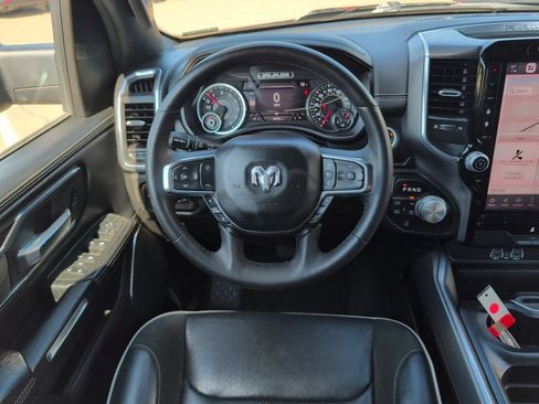 Used 2025 RAM 1500 Laramie AWD/4WD image 17