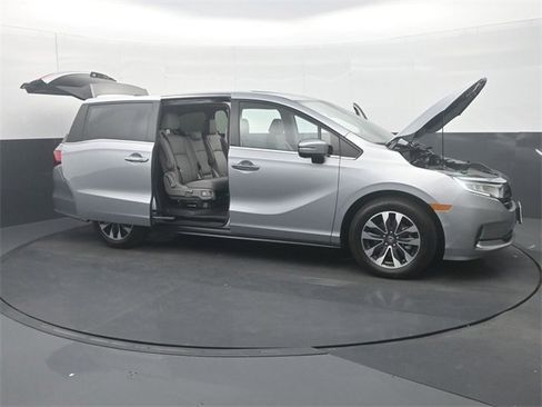 Certified 2024 Honda Odyssey EX-L image 34