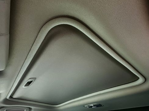 Used 2024 Subaru Crosstrek 2.0i Premium image 25