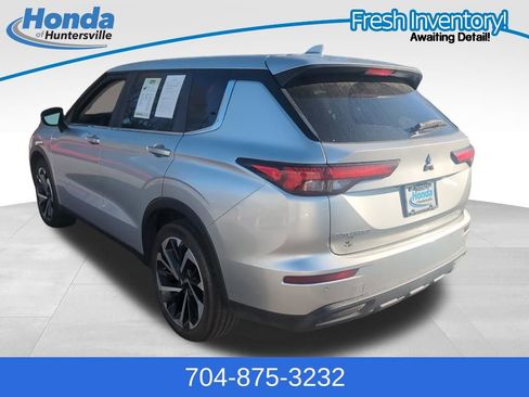 Used 2022 Mitsubishi Outlander ES image 5