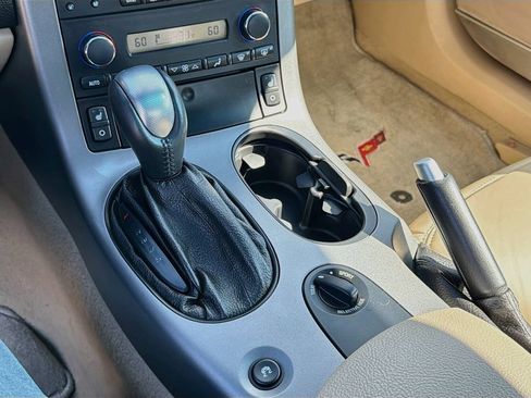Used 2007 Chevrolet Corvette Coupe w/ Preferred Equipment Group RWD image 17