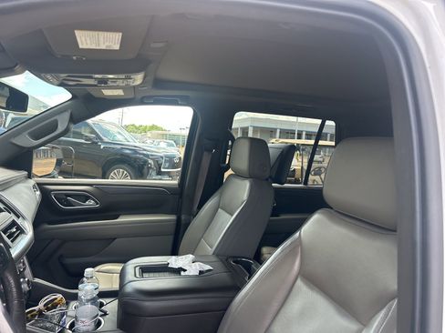 Used 2021 GMC Yukon SLT w/ SLT Luxury Plus Package image 11