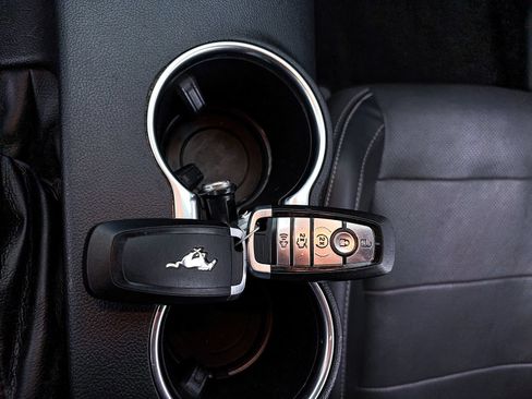 Used 2021 Ford Mustang GT Premium w/ Ford Safe & Smart Package RWD image 29