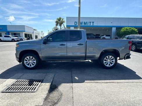 Used 2020 Chevrolet Silverado 1500 Custom w/ Custom Value Package RWD image 8