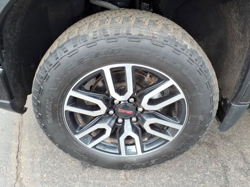 Used 2023 GMC Sierra 1500 AT4 image 21