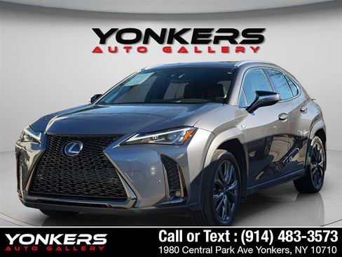 Used 2020 Lexus UX 250h F Sport image 1