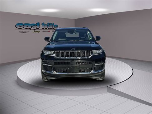 Certified 2023 Jeep Grand Cherokee L Limited image 8