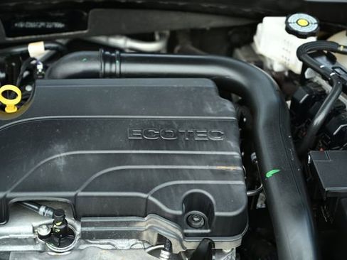 Used 2023 Chevrolet Malibu LT image 19