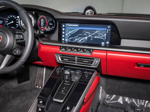 Used 2022 Porsche 911 Turbo S image 26