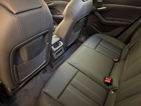 New 2027 Audi Q6 e-tron Premium Plus AWD/4WD image 11