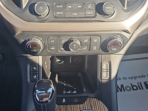 Used 2019 GMC Acadia Denali w/ Technology Package image 23