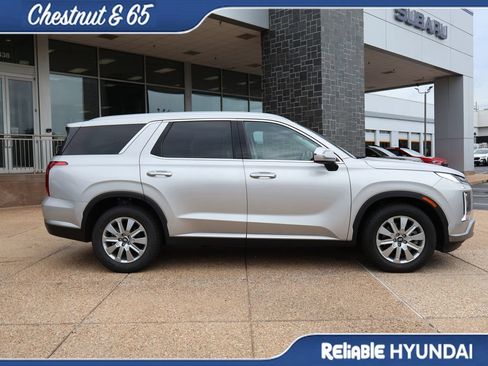 Certified 2025 Hyundai Palisade SEL FWD image 7