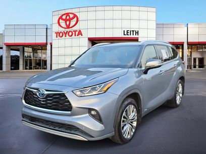 Used 2021 Toyota Highlander Platinum