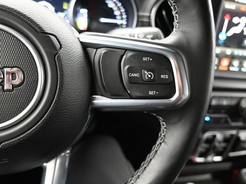 Used 2021 Jeep Wrangler Unlimited Sahara w/ Cold Weather Group image 26