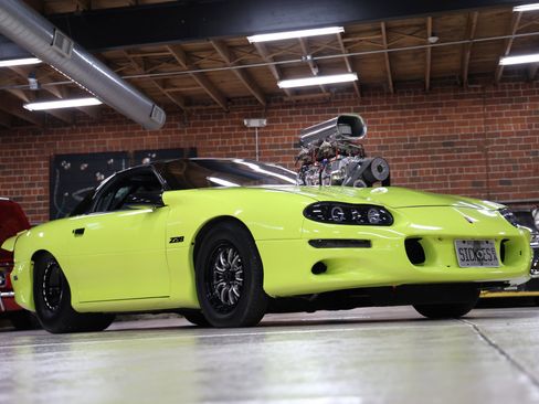 Used 1994 Chevrolet Camaro Z28 image 2