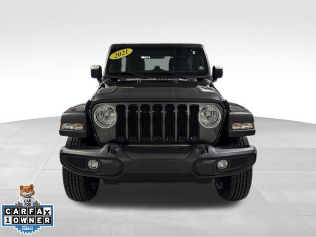 Used 2021 Jeep Wrangler Unlimited Sahara w/ Cold Weather Group AWD/4WD image 10