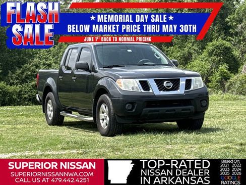 Used 2012 Nissan Frontier SV w/ SV Premium Utility Pkg AWD/4WD image 1