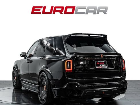 Used 2025 Rolls-Royce Cullinan Black Badge AWD/4WD image 4