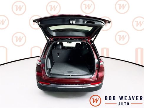 New 2026 Jeep Grand Cherokee Altitude image 29