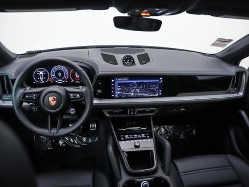 New 2026 Porsche Cayenne S image 19