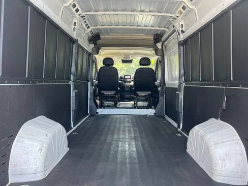 Used 2023 RAM ProMaster 2500 FWD image 23