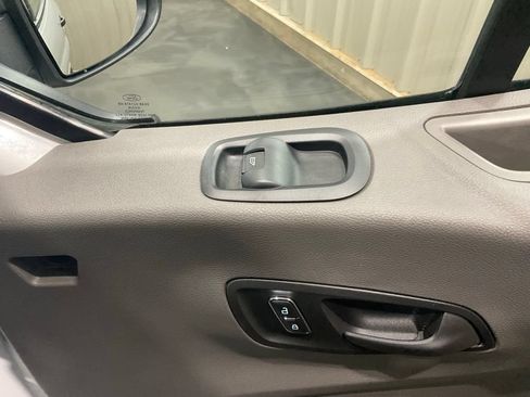 Used 2025 Ford Transit 250 Low Roof w/ Exterior Upgrade Package RWD image 10