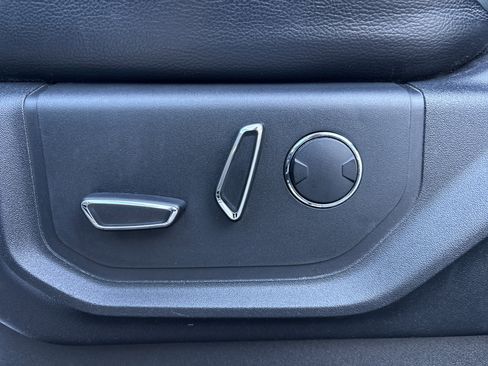 Used 2017 Ford F150 Lariat w/ Equipment Group 501A Mid image 14