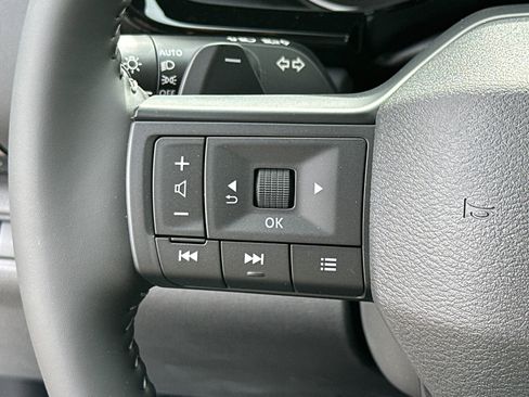 New 2026 Nissan Pathfinder SV image 24