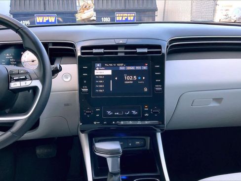 Used 2023 Hyundai Tucson SEL w/ Convenience Package image 7