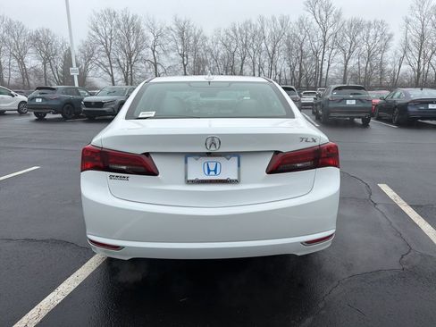 Used 2017 Acura TLX V6 w/ Technology Package image 4