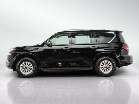 Used 2024 Nissan Armada SV AWD/4WD image 2