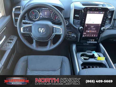 New 2026 RAM 1500 Big Horn AWD/4WD image 11