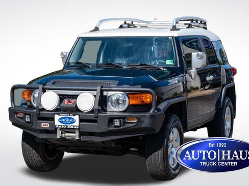 Used 2007 Toyota FJ Cruiser 4WD image 1