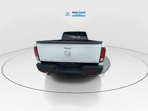 Used 2023 Honda Ridgeline RTL-E image 9